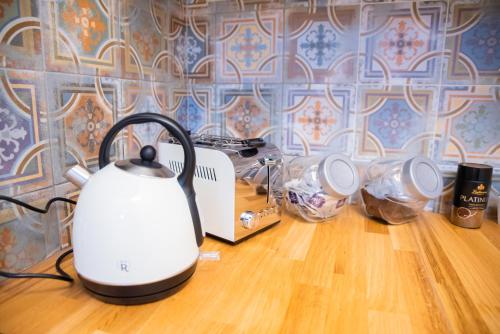 Old Town Boutique Rooms - image 2