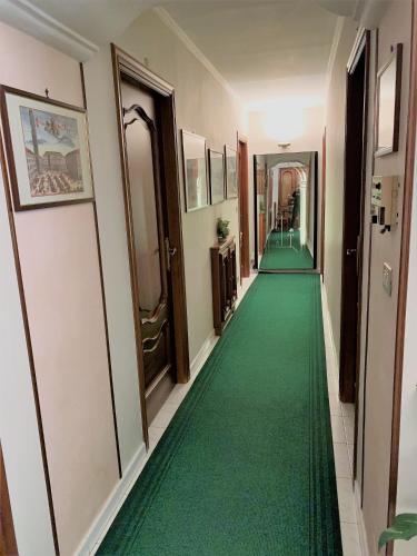 HOTEL ELENA, Turin