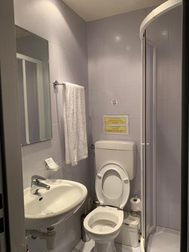 HOTEL ELENA – Turin, NY