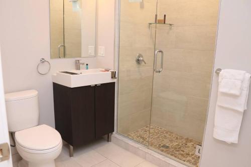 Stylish Studio in Brookline-5min train to Boston.. #2, Brookline (photo 9)