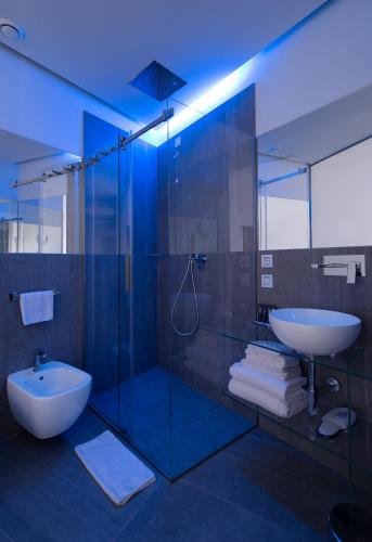 AHD Rooms - image 6