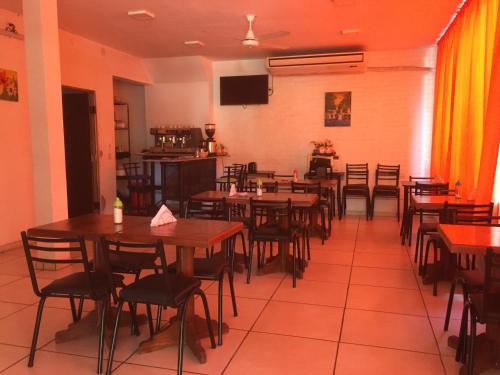 Bar/lounge, Hotel Suipacha in Tucuman