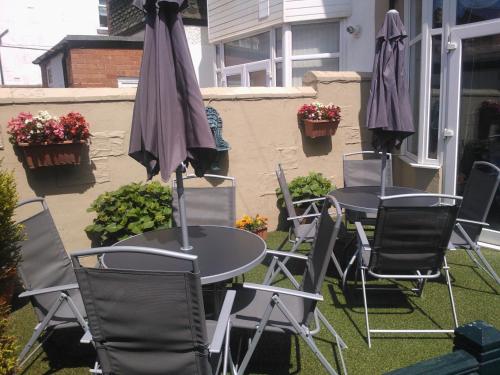 OLIVERS (over 35 years only ) - image 8