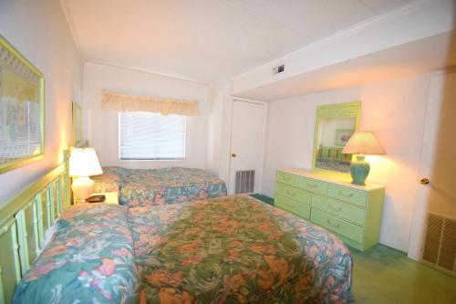 Marigot Beach 407 - image 9