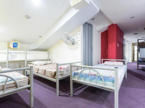 1 twin bed