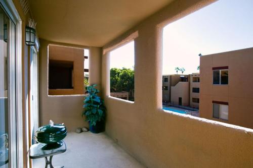 Desert Retreat 1BR by Casago - image 7