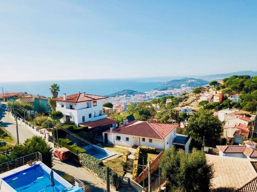 Luxury villa Investingspain with sea views pool and jacuzzi - image 4