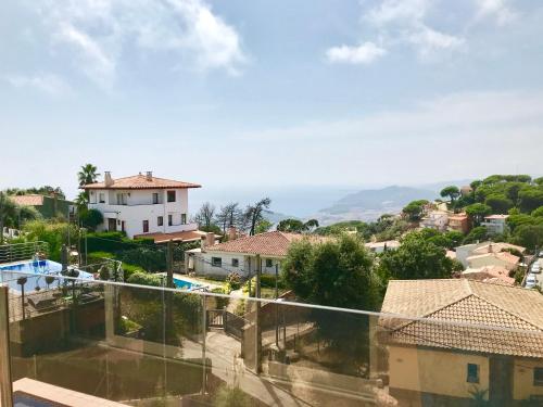 Luxury villa Investingspain with sea views pool and jacuzzi - image 8