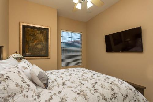Saguaro Sunset at Cave Creek 4 BR by Casago - main image