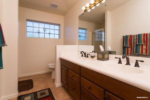 Regency 2 Bedroom by Casago - image 3