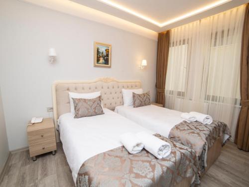 Standard Double Room image 4