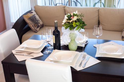 Apartment Amalfi, Split (photo 8)