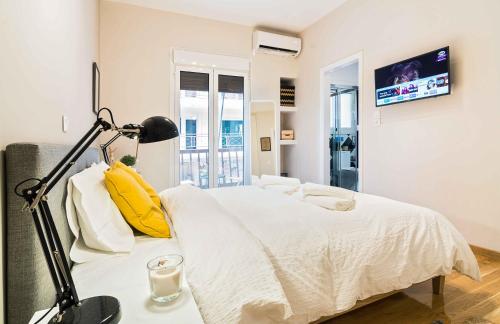 Athens' Top Location Romantic & Well Decor Shining Star, Athens