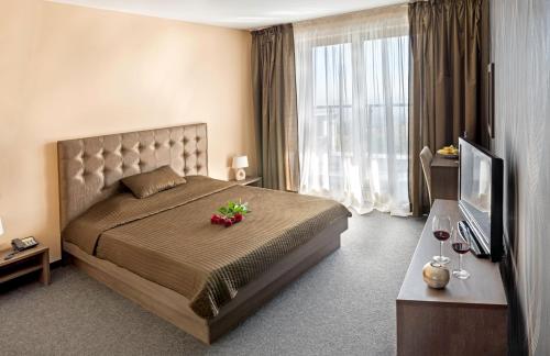 Face Hotel – Sofia, PA