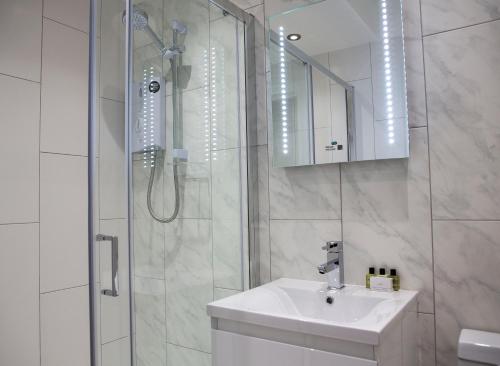 Soho Suites - image 11