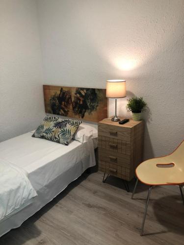 Rooms Tarragona Located in Tarragona City Center, Rooms Tarragona is a perfect starting point from which to explore Tarragona. The property offers guests a range of services and amenities designed to provide comfort 