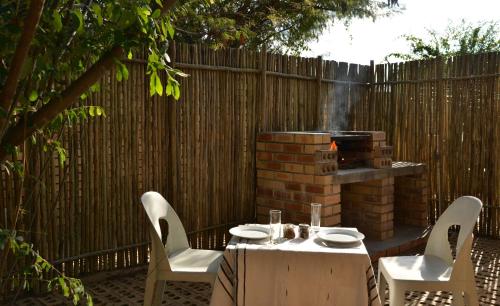 Chobe River Cottages in 카사네