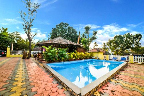 FabHotel Yoyo Cottage With Pool, Chapora Fort