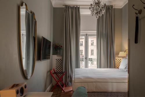 The Sparrow Hotel - image 4