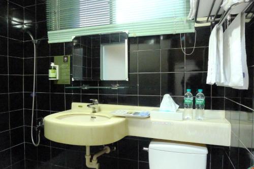Double Room  (Flexible Rate) image 3