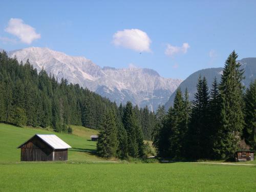 Omgeving, Pension Holzmann in Ostbach