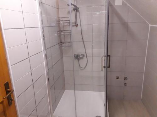  Apartment Mrsinj in Korenica