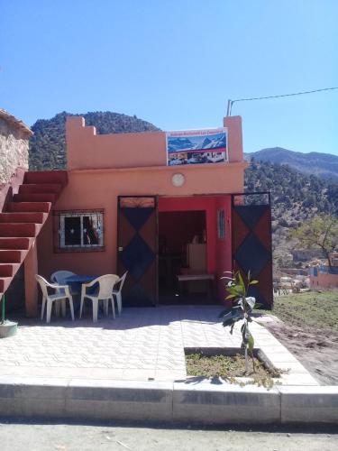 Auberge Restaurant Les Coquelicots in Afeggou