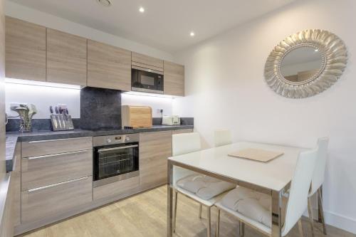 Foto - 1 Bedroom Flat in Surrey Quays with Balcony