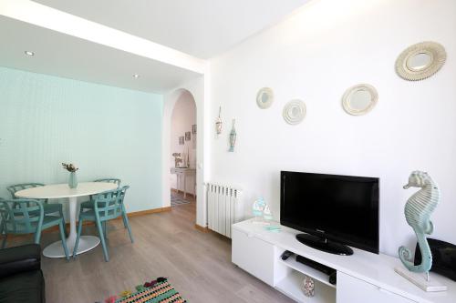  Sea & Sun Apartment in Nazaré