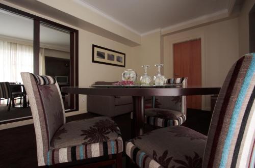 Hotel As Americas - image 10