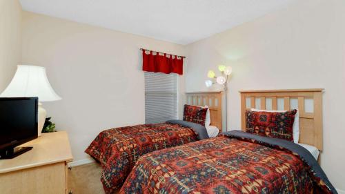 Waterside Villa - 4 bed close to Disney