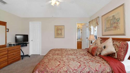 Waterside Villa - image 10