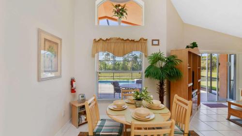 Waterside Villa - image 13