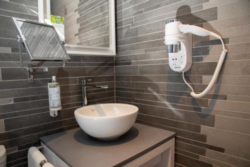 Be Poet Baixa Hotel - image 5