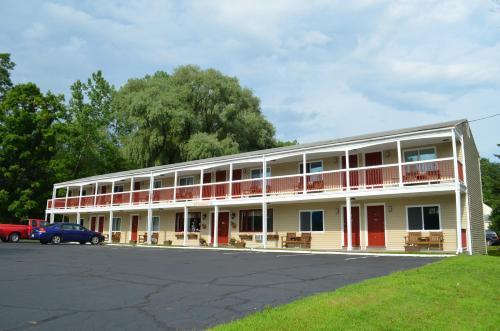 Cozy Corner Motel