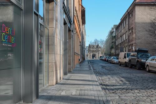 Entrance, Park Apartments in Szczecin