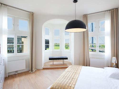 Premium Suite XL
