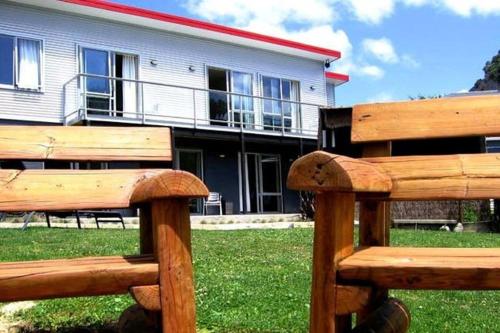 Tombstone Motel, Lodge & Backpackers - Accommodation - Picton