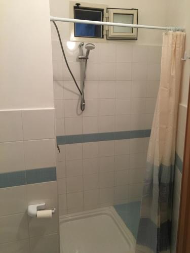 6 Small rooms, Naples (photo 6)