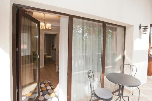 Uphill Residence - image 5