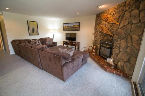 Park Place B202 - image 2