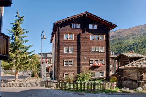 Swissflair Apartments - image 11