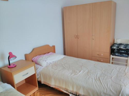 Apartment Davor - parking - main image