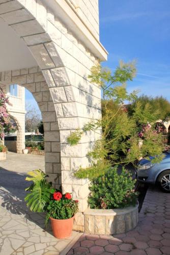 Apartments by the sea Rogoznica - 1087 - image 5