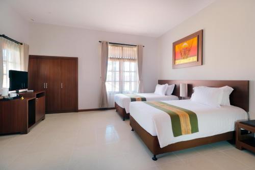 2 twin beds