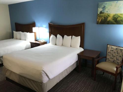 Best Western Inn & Suites Monroe