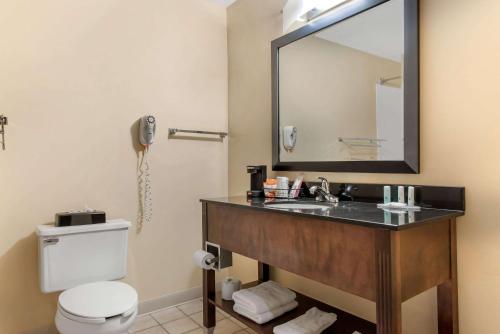 Quality Inn & Suites Lebanon I-65