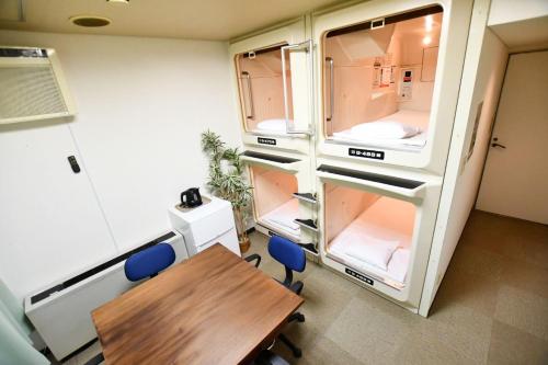 Osaka Capsule Hotels Best Price Hd Photos Of Capsule Hotels In Osaka Osaka Capsule Hotels Best Price Hd Photos Of Capsule Hotels In Osaka