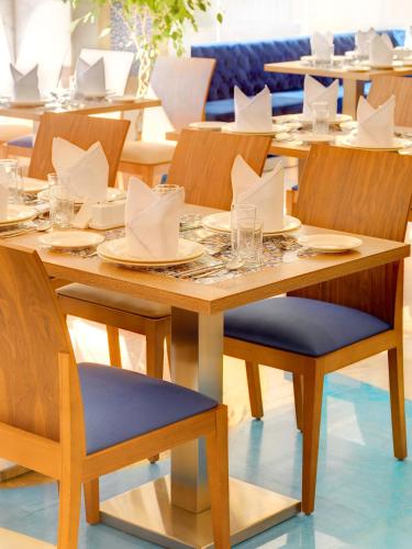 TULIP INN AL DAAR RAWAFID - 레스토랑
