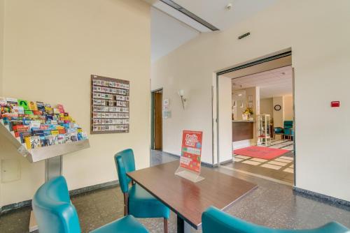 Come Inn Berlin Kurfürstendamm - image 7